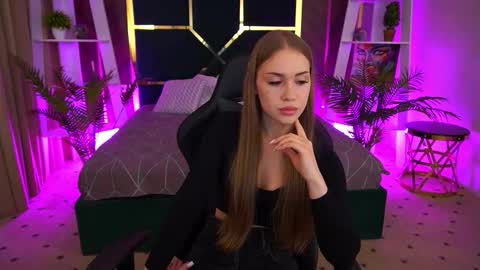 SweetAngellic online show from September 25, 1:32 pm