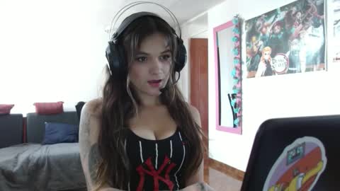 Bella  online show from September 20, 5:55 pm