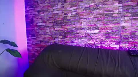 sweetbloomcs online show from May 11, 4:15 pm