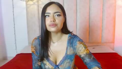 sweetbloomcs online show from March 29, 2:05 pm