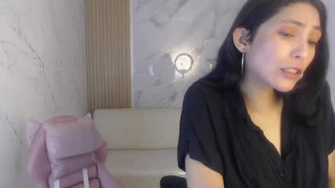 Amaranta online show from April 9, 4:45 pm