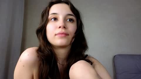Eva  online show from May 11, 4:04 pm