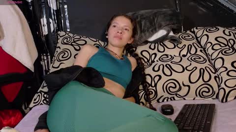 sweetdam12 online show from October 20, 7:50 pm