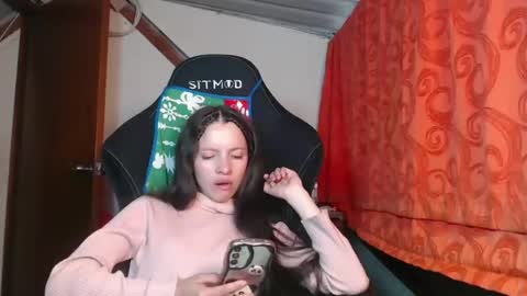 sweetdam12 online show from December 28, 8:25 pm