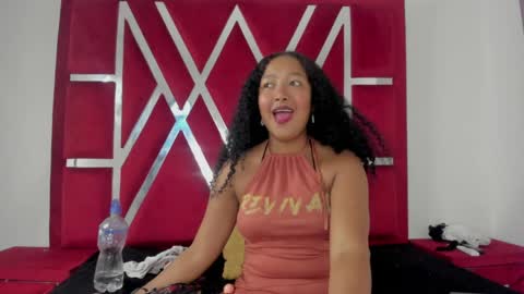 Sweet Desire online show from April 6, 4:46 am