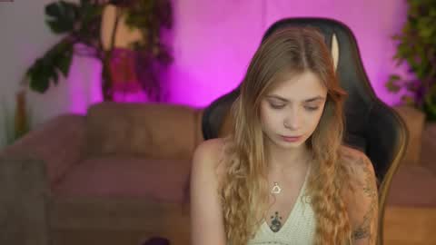 Amelia online show from October 27, 8:32 am