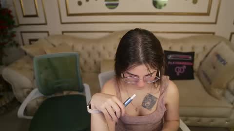 Amelia online show from April 24, 2:20 pm