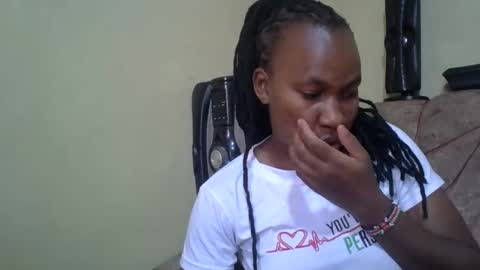 sweetdiva2012 online show from February 27, 9:42 am