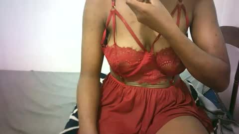 sweetebony_50 online show from May 12, 8:22 am