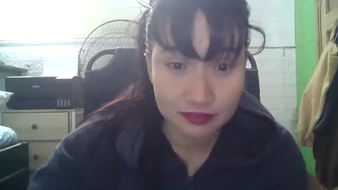 Snapshot of sweetgemini23 chatting on December 12, 1:21 am Jean online show from December 12, 1:21 am