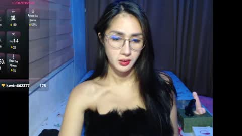 Wendy  online show from December 15, 6:37 pm