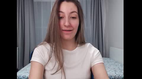 Snapshot of sweetheart_77 chatting on January 16, 11:59 pm Emma online show from January 16, 11:59 pm