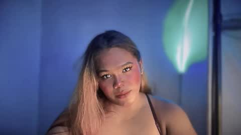 Bella online show from September 30, 6:57 pm