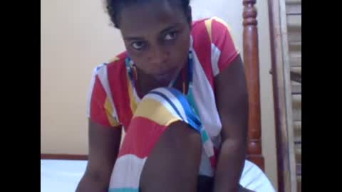 Snapshot of sweetib1 chatting on February 21, 6:18 am sweetib1 online show from February 21, 6:18 am