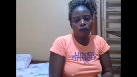 Snapshot of sweetib1 chatting on February 15, 5:41 am sweetib1 online show from February 15, 5:41 am
