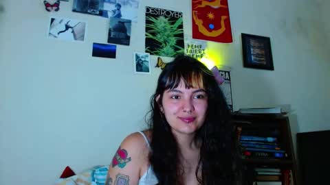 Snapshot of sweetie_maryy chatting on February 10, 6:13 pm Maria  my insta sweetie maryy   online show from February 10, 6:13 pm