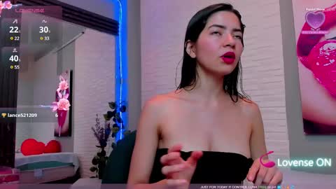 Snapshot of sweetieandjuiicy chatting on February 26, 4:27 pm Call me Nataly  online show from February 26, 4:27 pm