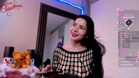 Snapshot of sweetieandjuiicy chatting on December 20, 2:30 am Call me Nataly  online show from December 20, 2:30 am