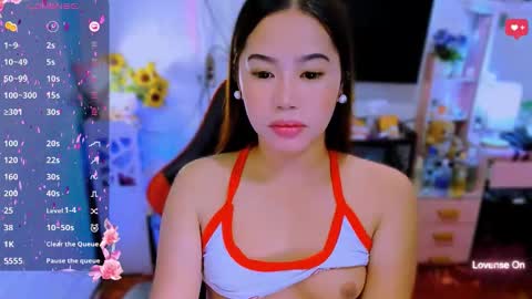 Nicole online show from December 4, 1:08 am