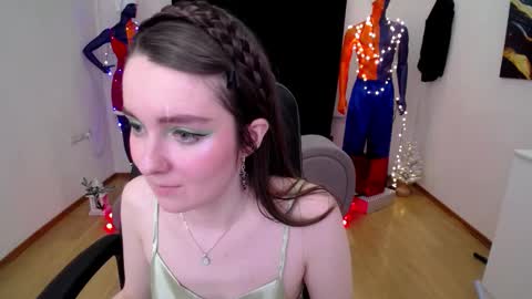 sweetintouch online show from December 15, 6:37 pm