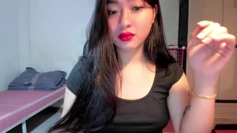 Zoe online show from December 5, 5:17 pm