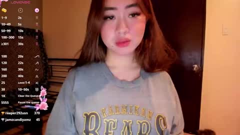Zoe online show from May 25, 3:27 am