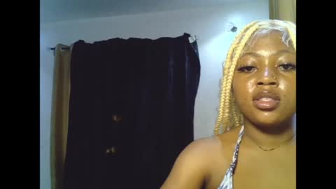 sweetmila9 online show from May 21, 8:23 am