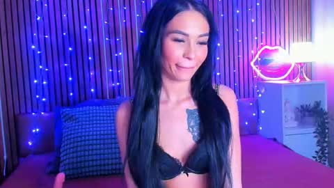 NadiaSweet online show from January 14, 1:38 pm