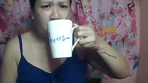 Snapshot of sweetnipples1987 chatting on February 16, 1:38 am sweetnipples1987 online show from February 16, 1:38 am