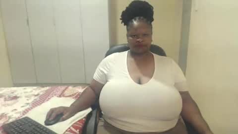 sweetnoziexxx online show from January 16, 6:46 am
