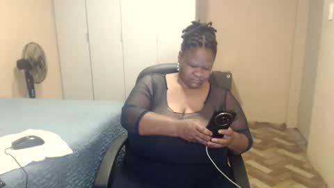 sweetnoziexxx online show from May 20, 5:26 am