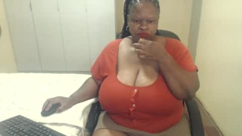sweetnoziexxx online show from January 12, 12:55 pm