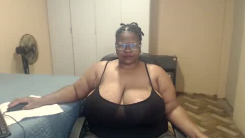 sweetnoziexxx online show from May 4, 6:06 am
