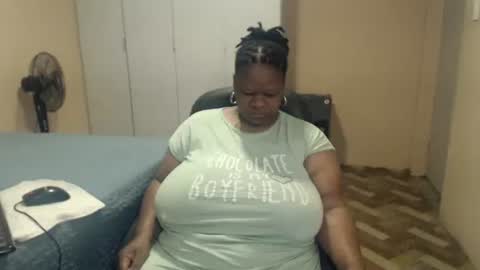 sweetnoziexxx online show from May 12, 5:37 am