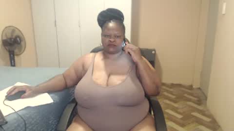 sweetnoziexxx online show from February 27, 8:03 am