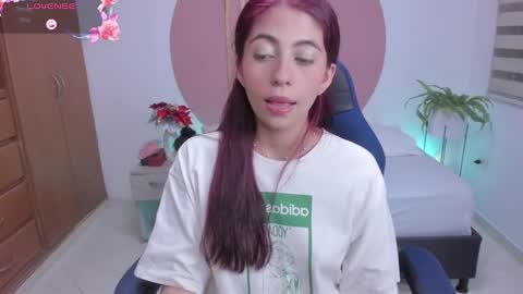 sweetpeach_20 online show from February 8, 7:16 pm
