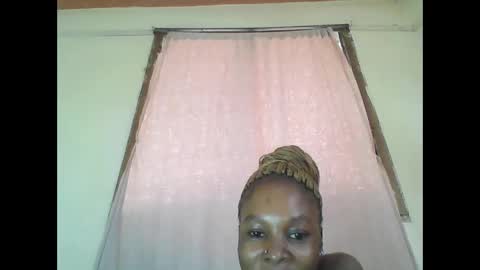 ESTHER online show from February 9, 12:41 pm