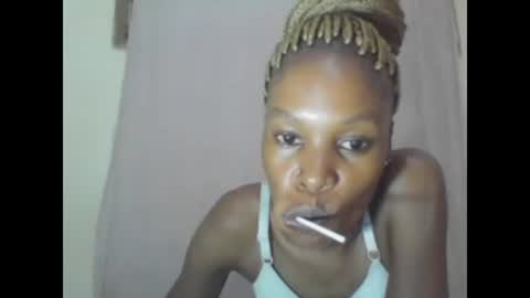 ESTHER online show from February 4, 7:00 pm