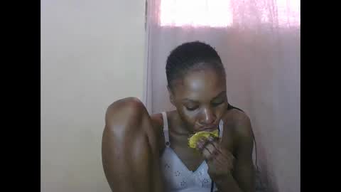 ESTHER online show from November 14, 7:52 am