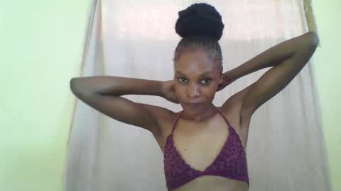 ESTHER online show from January 28, 7:43 am