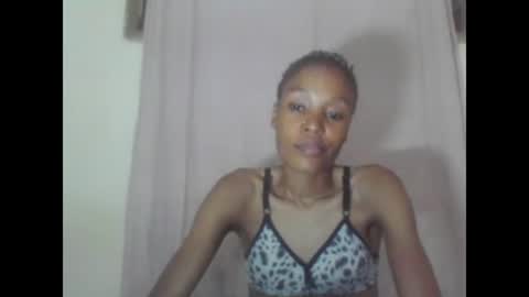 ESTHER online show from February 22, 6:37 pm