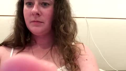 sweetrosiered online show from March 27, 2:24 am