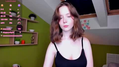 Alice online show from October 15, 2:08 pm