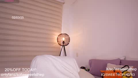 Snapshot of sweetsthep22 chatting on March 1, 8:31 pm Sofia online show from March 1, 8:31 pm