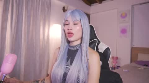 Snapshot of sweett_catt1 chatting on September 17, 2:09 am Cat independent model online show from September 17, 2:09 am