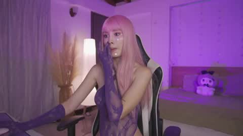 Snapshot of sweett_catt1 chatting on March 7, 11:05 pm Cat independent model online show from March 7, 11:05 pm