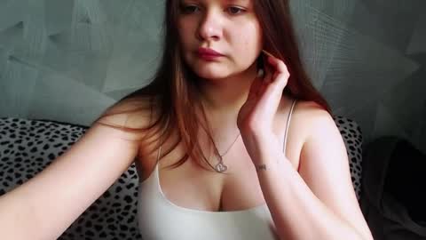 SweetTChloe online show from June 11, 8:33 am