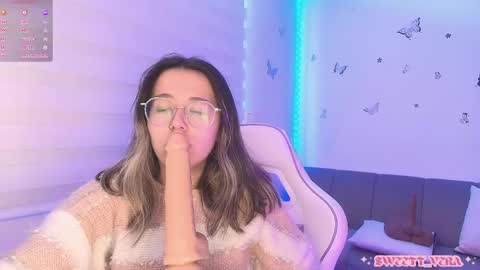 Veronica Independent Model online show from April 29, 5:30 pm