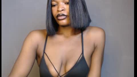 sweetxxboobsx online show from May 23, 8:56 am
