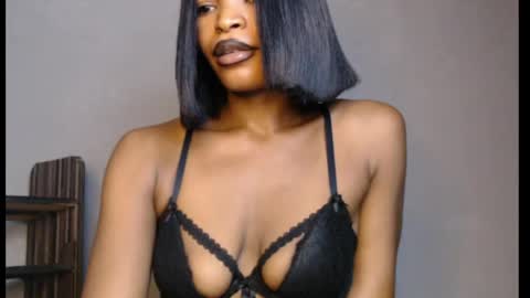 sweetxxboobsx online show from May 2, 8:50 am